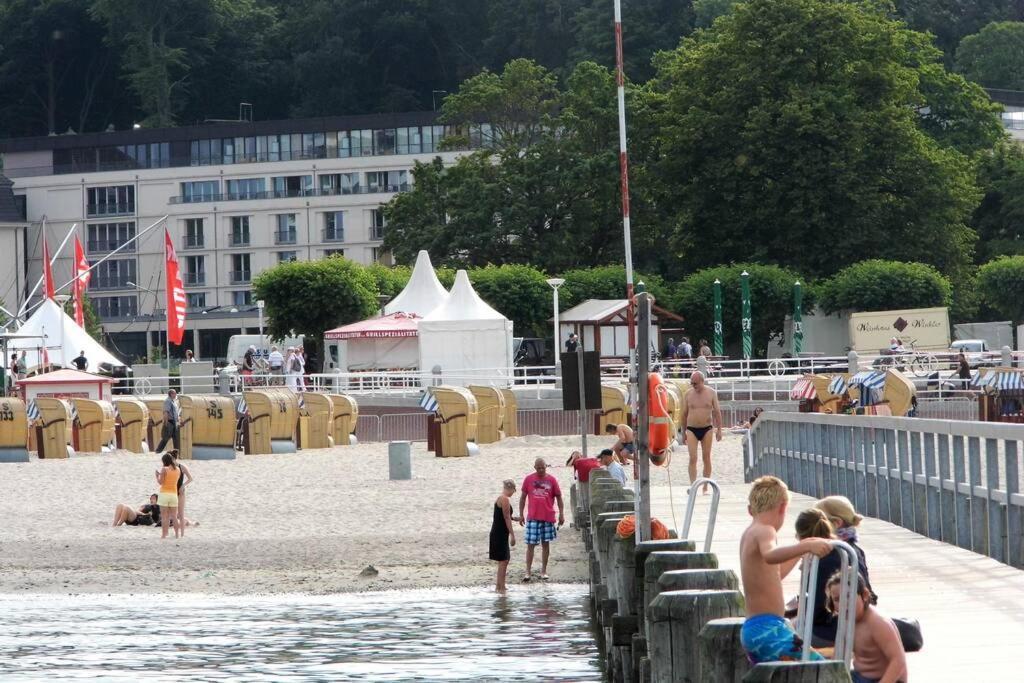 Traveloge Mit Schwimmbad Und Sauna Lübeck Extérieur photo
