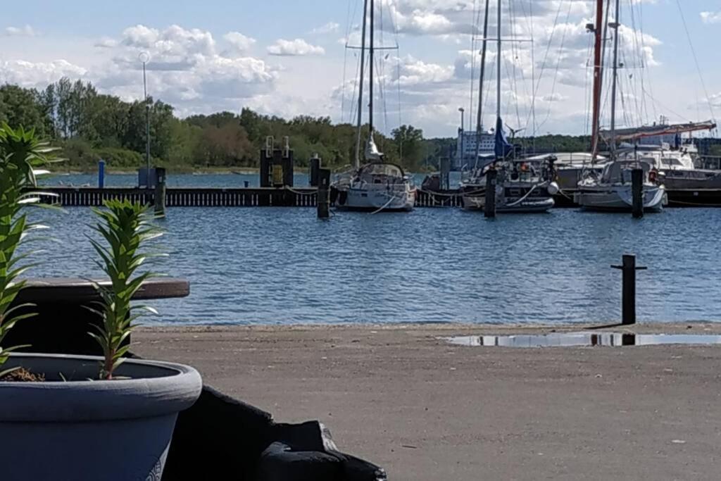 Traveloge Mit Schwimmbad Und Sauna Lübeck Extérieur photo