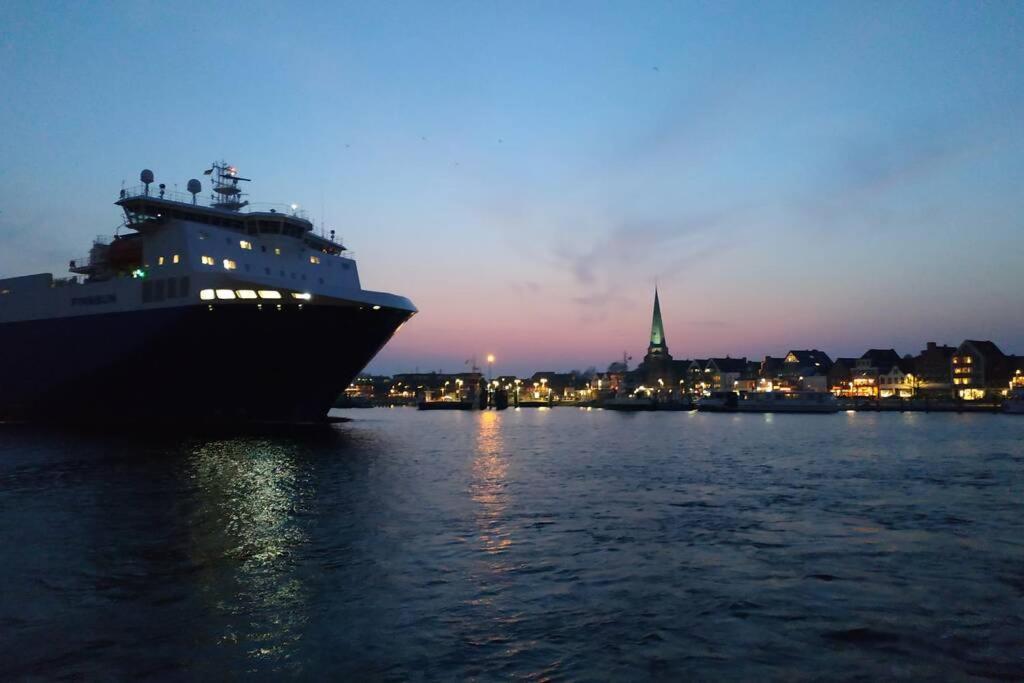 Traveloge Mit Schwimmbad Und Sauna Lübeck Extérieur photo